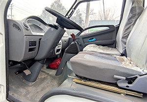 3方混凝土搅拌车(图2) 3方混凝土搅拌车(图2)